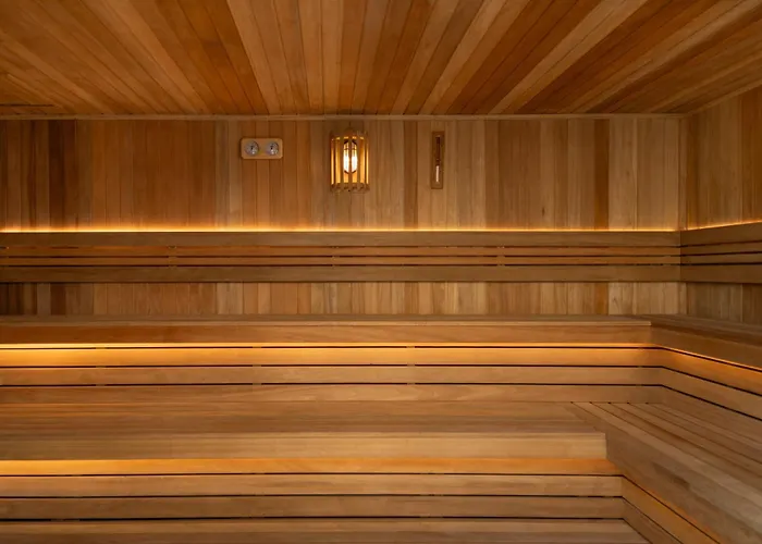 The Lario Collection - A Wellness Villa *