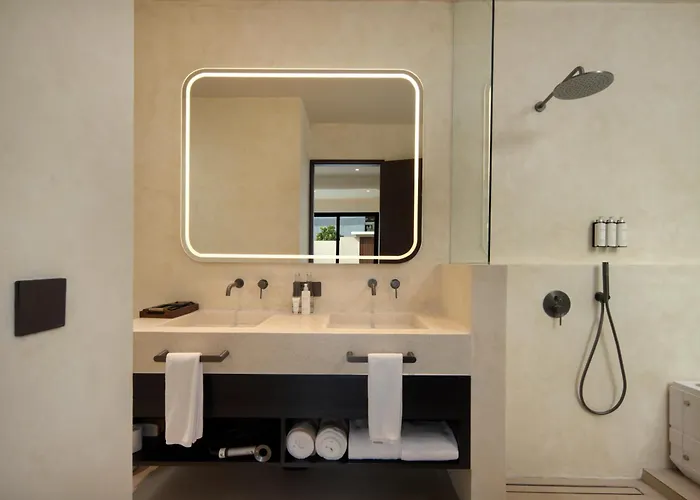 The Lario Collection - A Wellness Villa